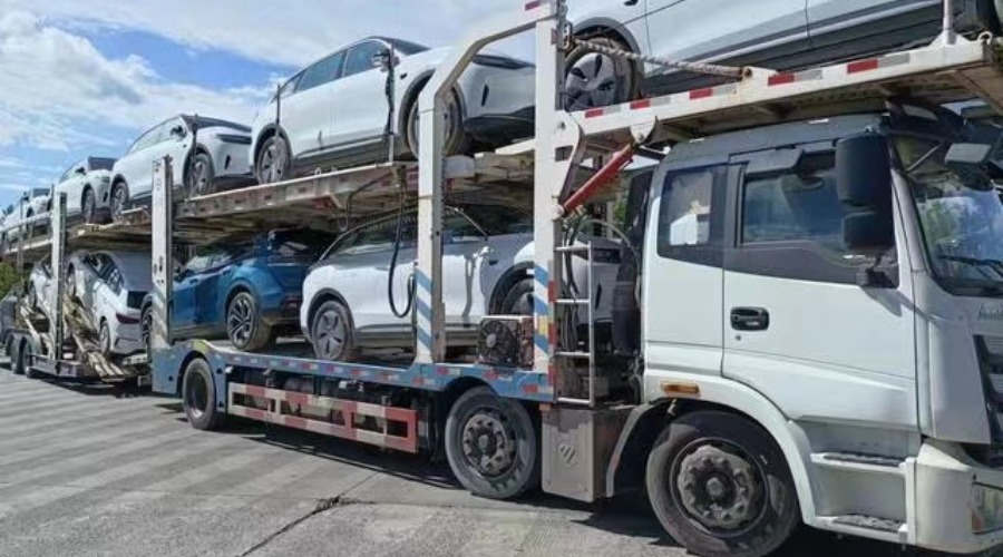 六庫到南寧私家車托運(yùn).jpg